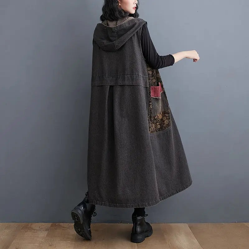Fashion Hooded Denim waistcoat Women 2025 autumn new Sleeveless jacket big Pockets Vintage Print loose jeans Vest outerwear R569