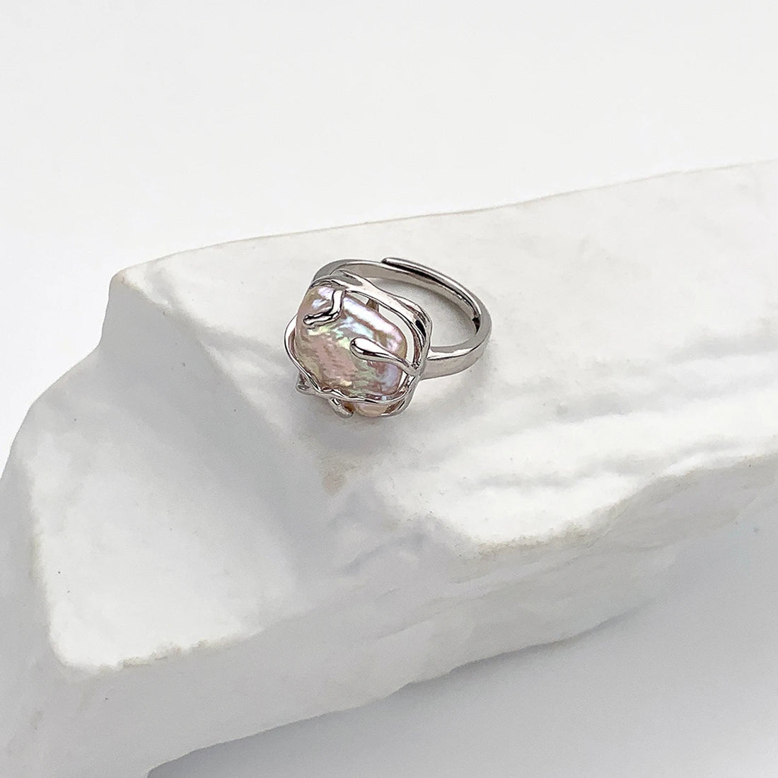 Baroque Natural Freshwater Pearl Ring Square Bead European Retro Palace Style Charming Women Jewelry Accessories Daily Gifts