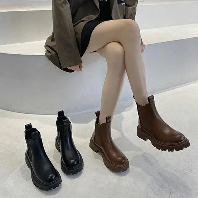 Women's Chelsea Boots Leather Autumn Winter Fashion Woman Outwear Round Head Designer Ankle Boot Retro Ladies Platform Zapatos