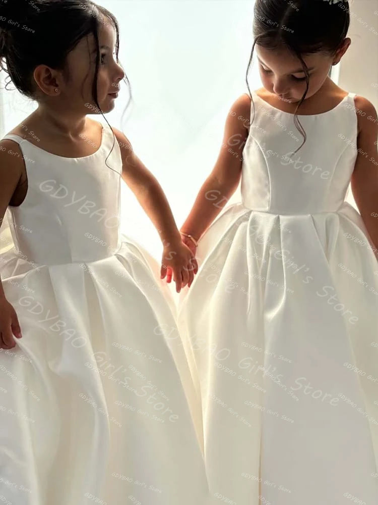 Ivory Flower Girl Dress With Bow Strap Mini Bridal Wedding Dress Kids Ball Gown 1st Communion Frock Customized Vestidos de Noiva
