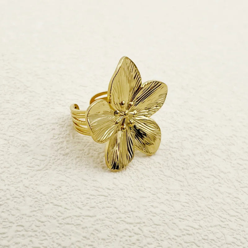 Vintage Gold Color Metal Flower Ring For Women Girls Simple Geometric Opening Index Finger Ring Party Temperament Jewelry Gifts
