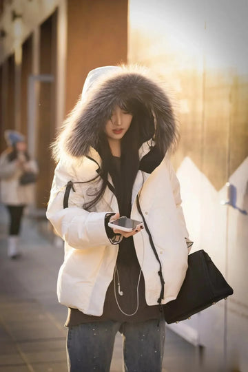 2024 Winter New Fashionable Style Large Fur Collar Short White Down Warm Comfortable  Cotton Coat Women's Warm Winter Coat