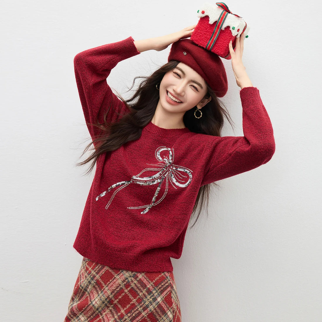 SENTUBILA Women's Knit Pullover 2025 Autumn Loose Soft Stretchy O-Neck Bow Embroidery Top Comfortable Casual Sweater W54EE3862