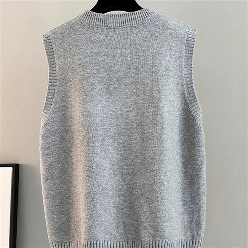 Women V-Neck Knitted Pullover Vest Spring Autumn 2025 New Fashion Sleeveless Sweater Jacket Loose Waistcoat Female Tops T1267