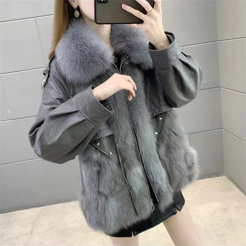 2025 winter new imitation fox fur collar coat women fashion zipper Added cotton thick Leather jacket Female loose outerwear T685