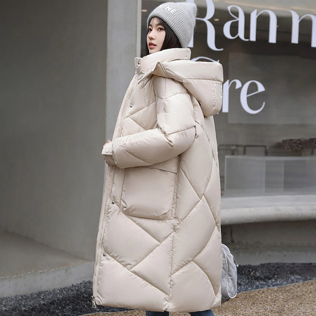 Winter Down Jacket Women Long Thicken Down Coat with A Hood Straight Elegant Outerwear 2023 Korean Fashion Female Parkas