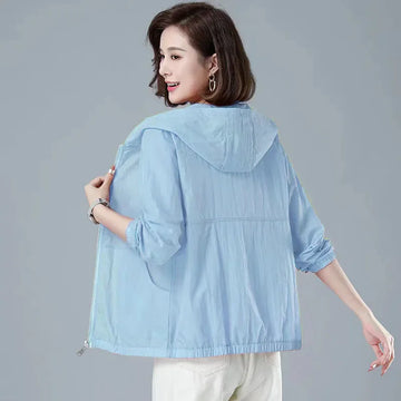 Sunscreen Clothing Women Summer New Casual Thin Breathable Hooded Coat Middle-Aged Mom Fashion Short UV Resistant Jacket T971