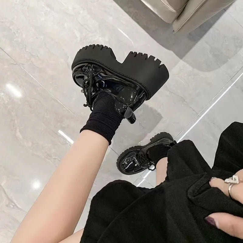 Loafers Women Platform Flats Autumn New Metal Design Elegant Shoes Walking Comfort Lace-up Single Shoes Large Size D456