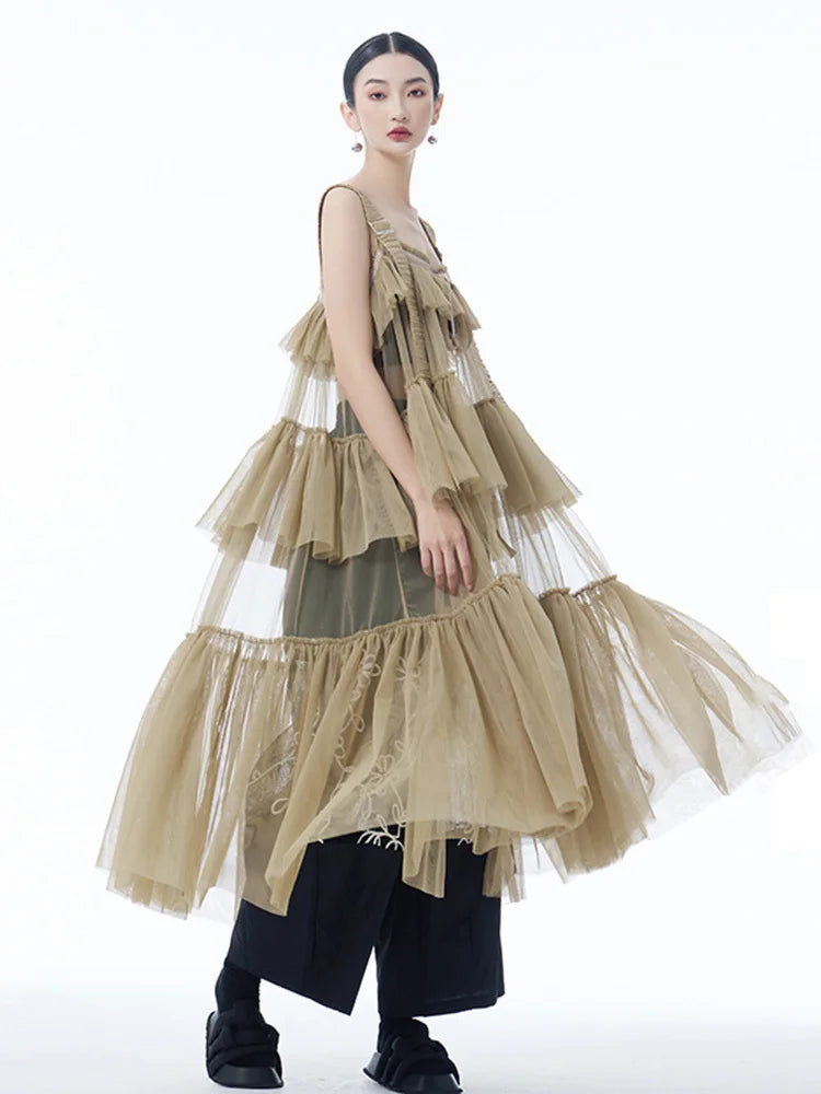[EAM] Women Black Mesh Perspective Big Size Strap Dress New Square Collar Sleeveless Fashion Tide Spring Summer 2026 1DJ1242