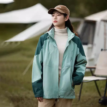 New Women's Three-in-One Waterproof  Windproof and Stain-Resistant Autumn/Winter Warm Jacket Comfortable and Versatile High-Qual