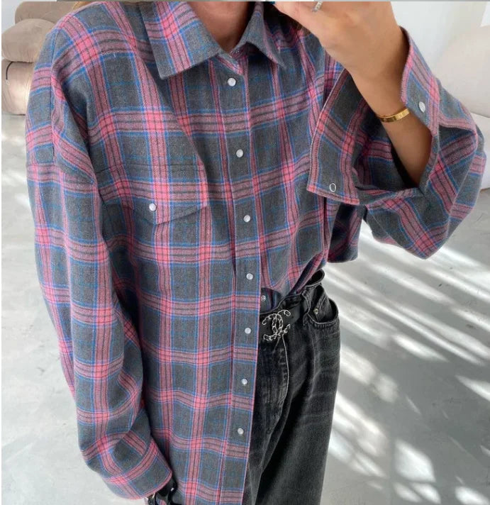 New Vintage Women Oversized Long Sleeve Plaid Shirt Blouse Tops Autumn Winter Button Down Loose Lapel Pocket Shirt Korean Style