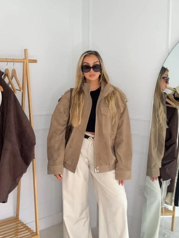 Women Chic Short Stand Collar Suede Jacket Fashion Chic Zipper Pocket Loose Outerwear New Lady Autumn New Daily Highstreet Coats