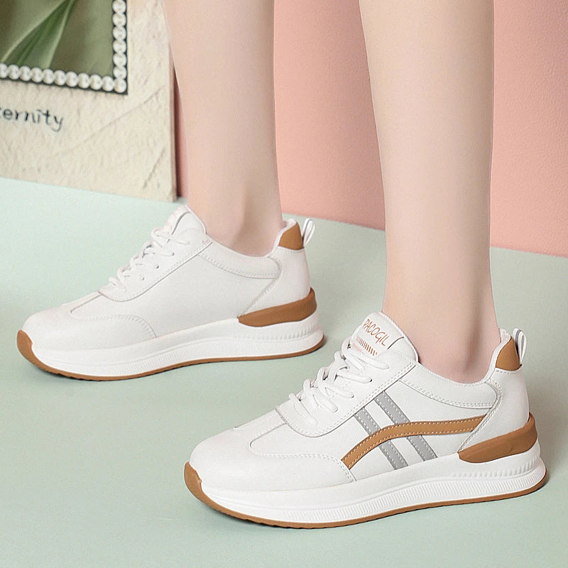 Spring Autumn Flat-Soled White Women's Soft Leather Sports Single Shoes Soft Sole Comfortable Thick Sole Travel Casual Shoes